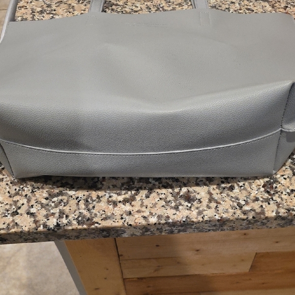 Christian Siriano Elegant Gray Tote - Picture 5 of 10